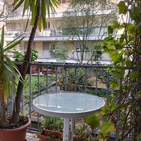 Remy Dumoncel Apartment Paris Bagian luar foto
